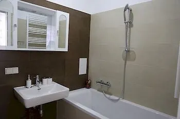 Waldmueller Apartments Viena Hotel