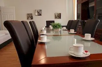 Waldmueller Apartments Vienna 3*,  Austria