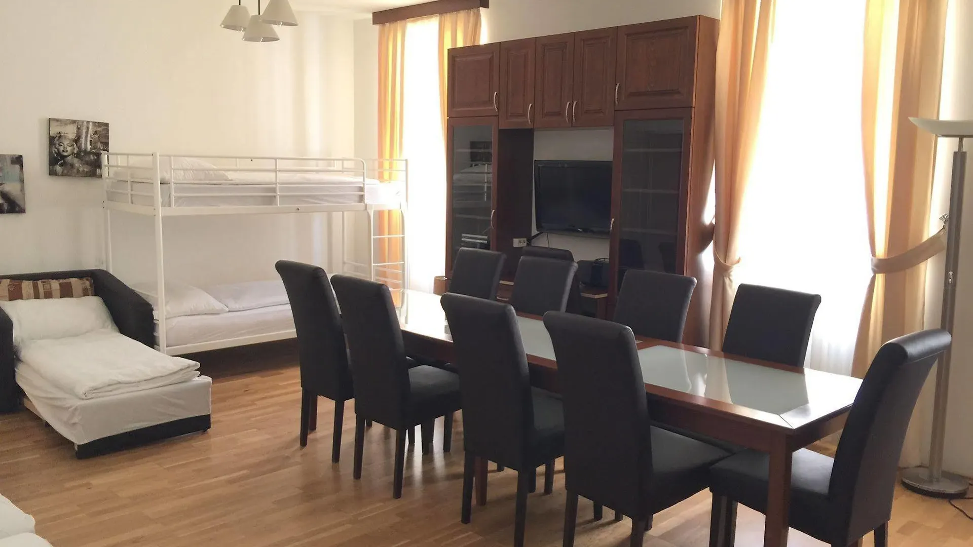 Waldmueller Apartments Vienna 3*,